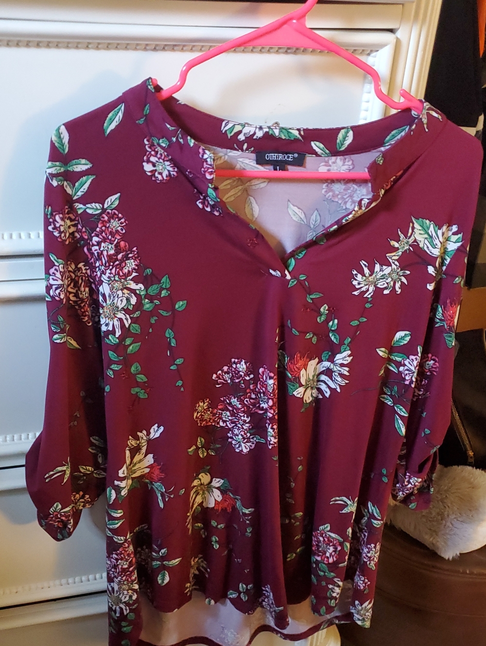 Floral V-Neck Blouse in Burgundy